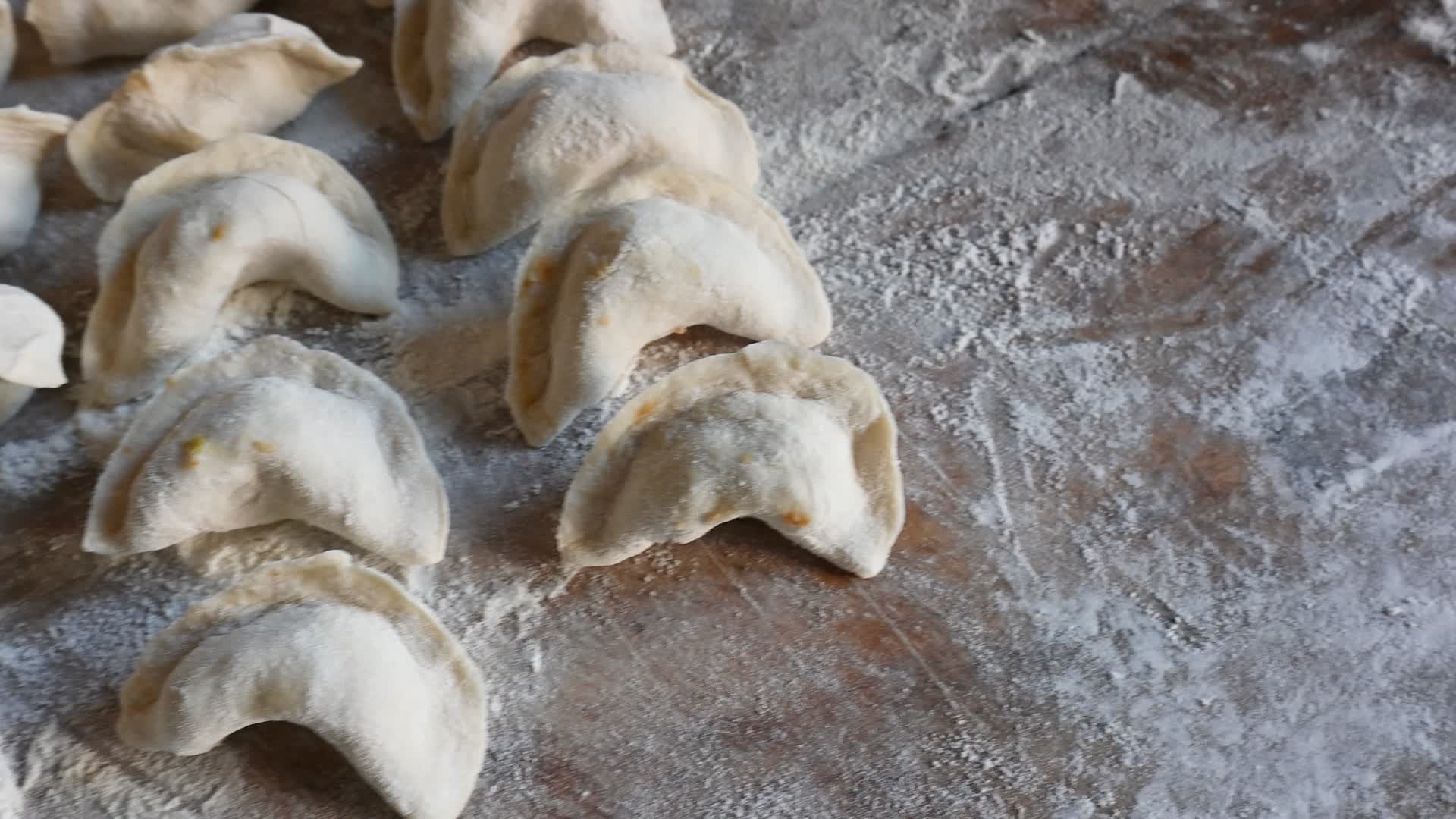 饺子传统手工包饺子过年冬至4K视频的预览图