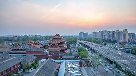 北京雍和宫古建筑4K延时日转夜高清视频视频的预览图