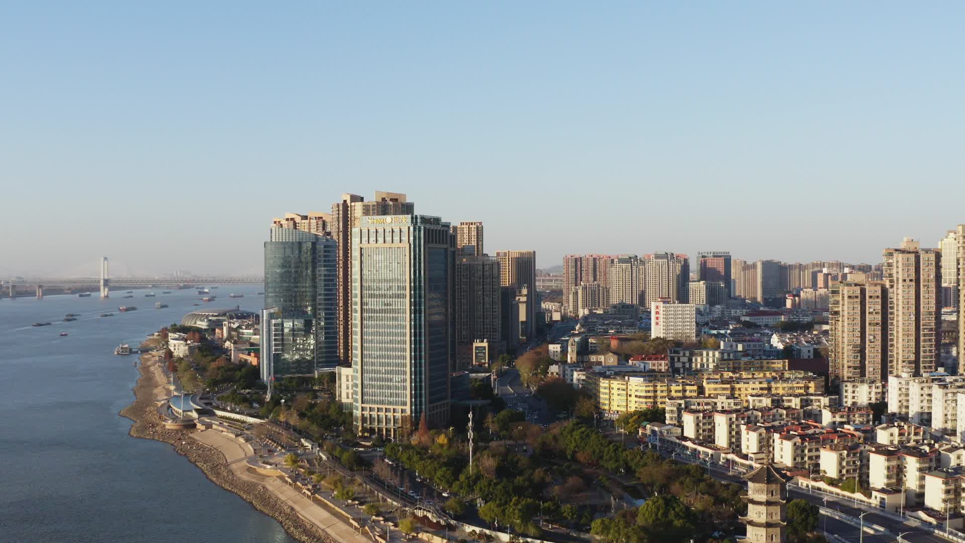 安徽芜湖市城市风光视频的预览图
