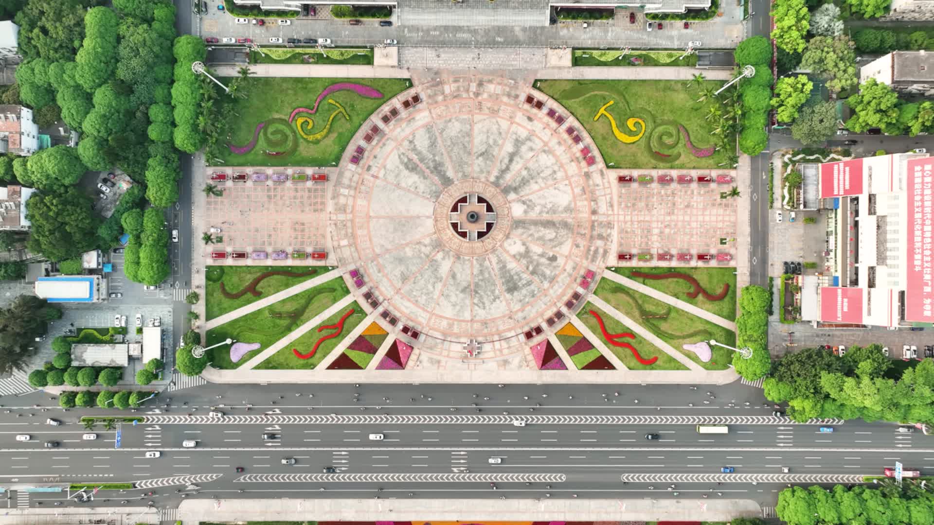 4K航拍南宁民族广场视频的预览图