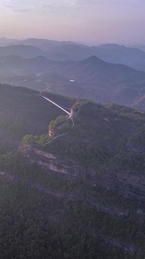 高清竖屏延时航拍广西藤县石表山清晨风景视频的预览图