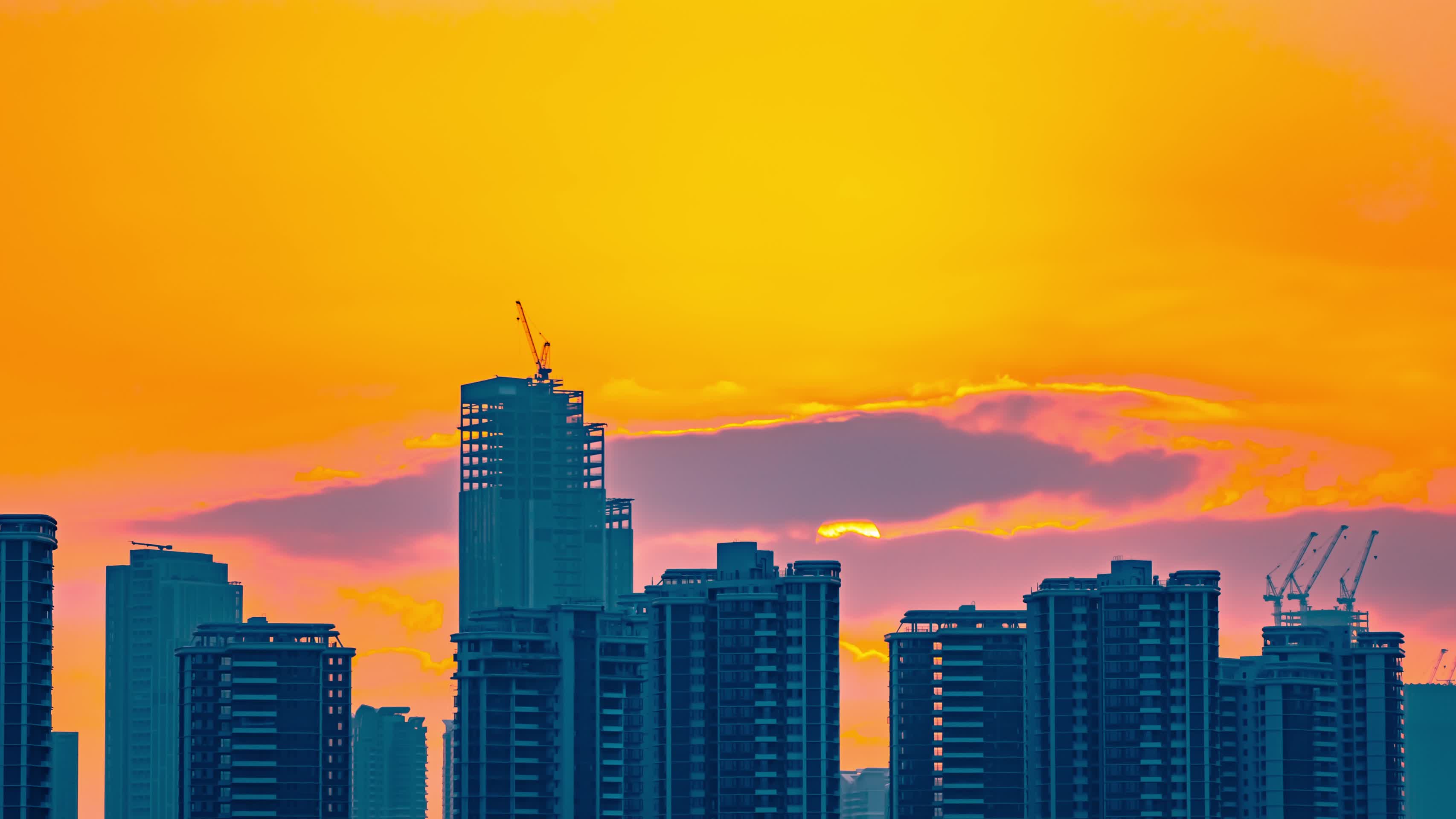 8K城市高楼都市生活希望曙光延时视频的预览图