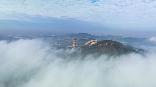 合集航拍南京牛首山风景区云海视频的预览图