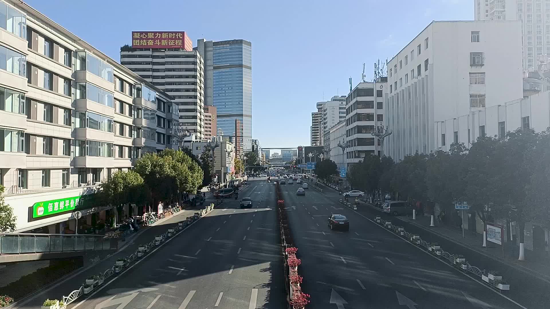 实拍昆明北京路视频的预览图