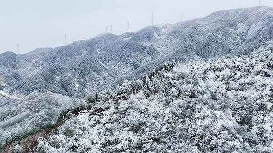 4K航拍桂林资源雪景视频的预览图