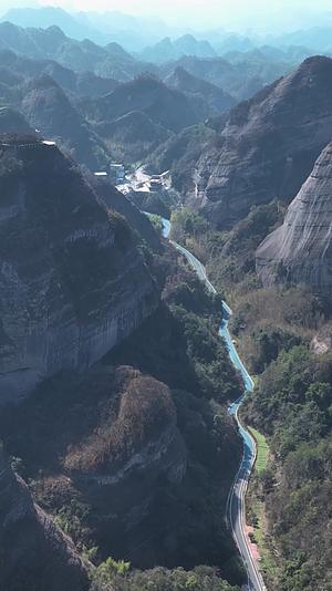高清竖屏航拍桂林资源八角寨风光视频的预览图