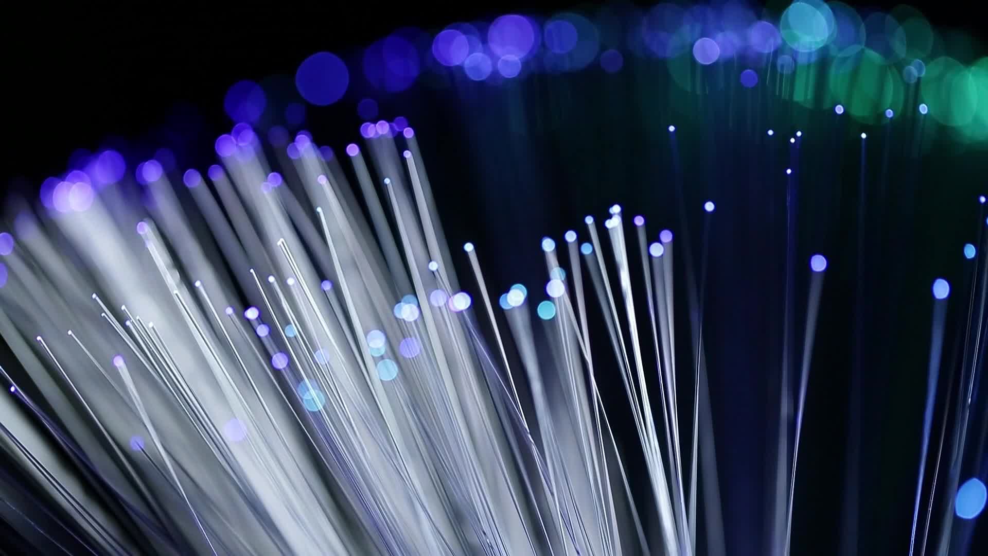 特写光纤内部结构视频的预览图