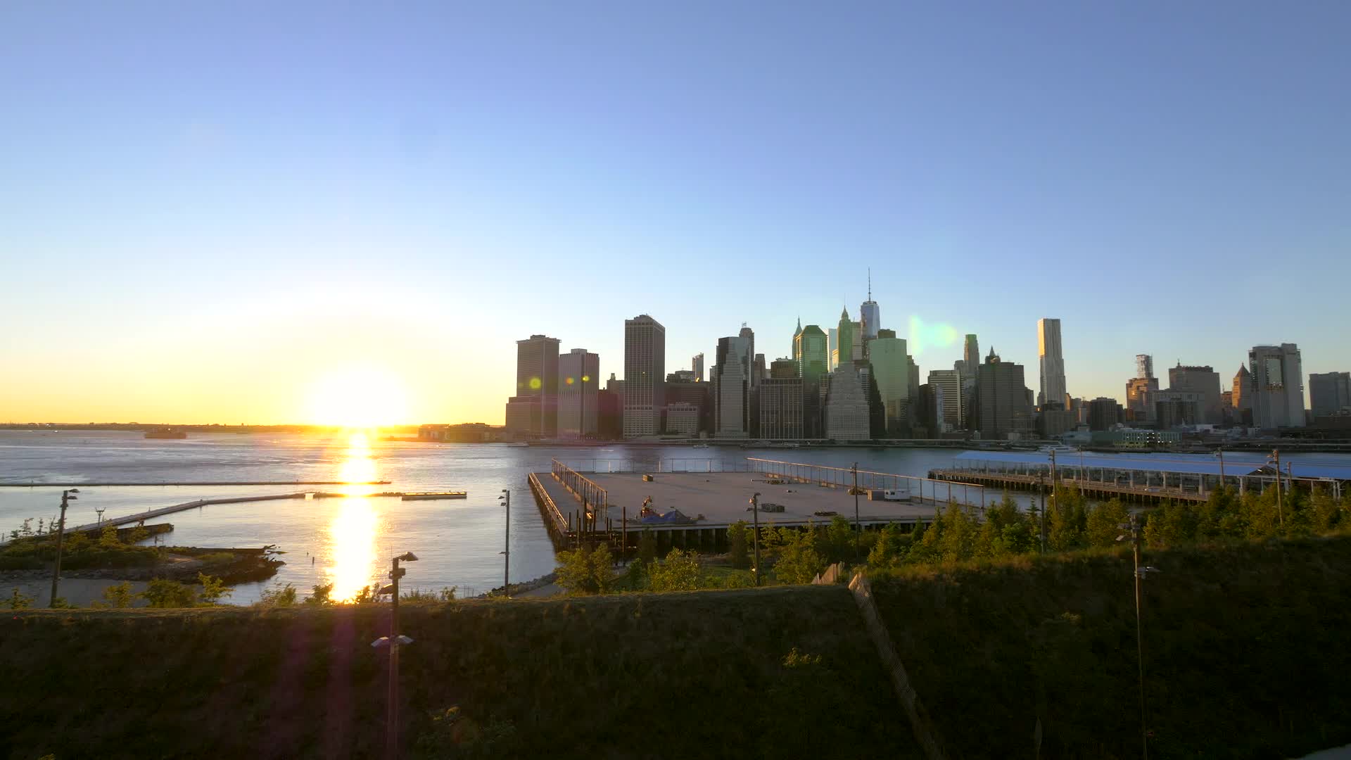 大气城市实拍视频的预览图