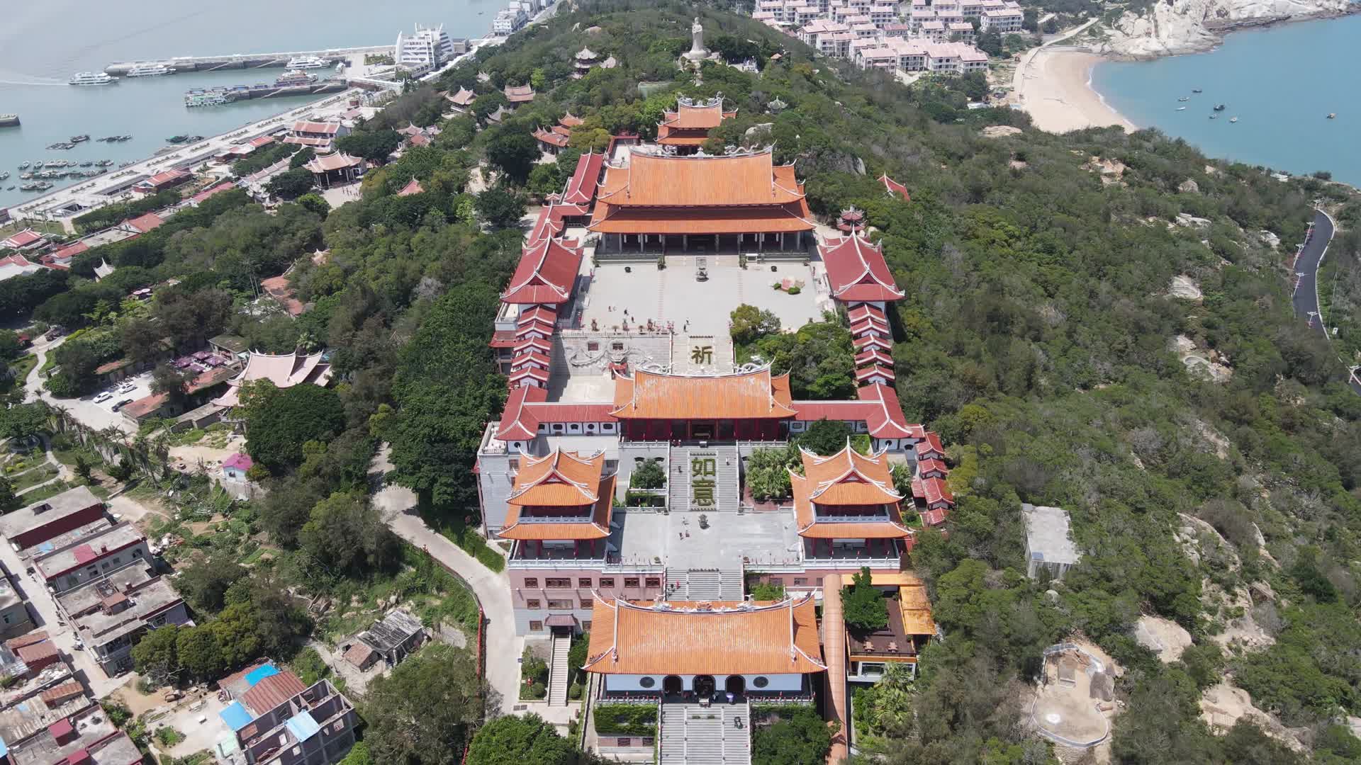 福建湄洲岛妈祖庙旅游景区航拍视频的预览图