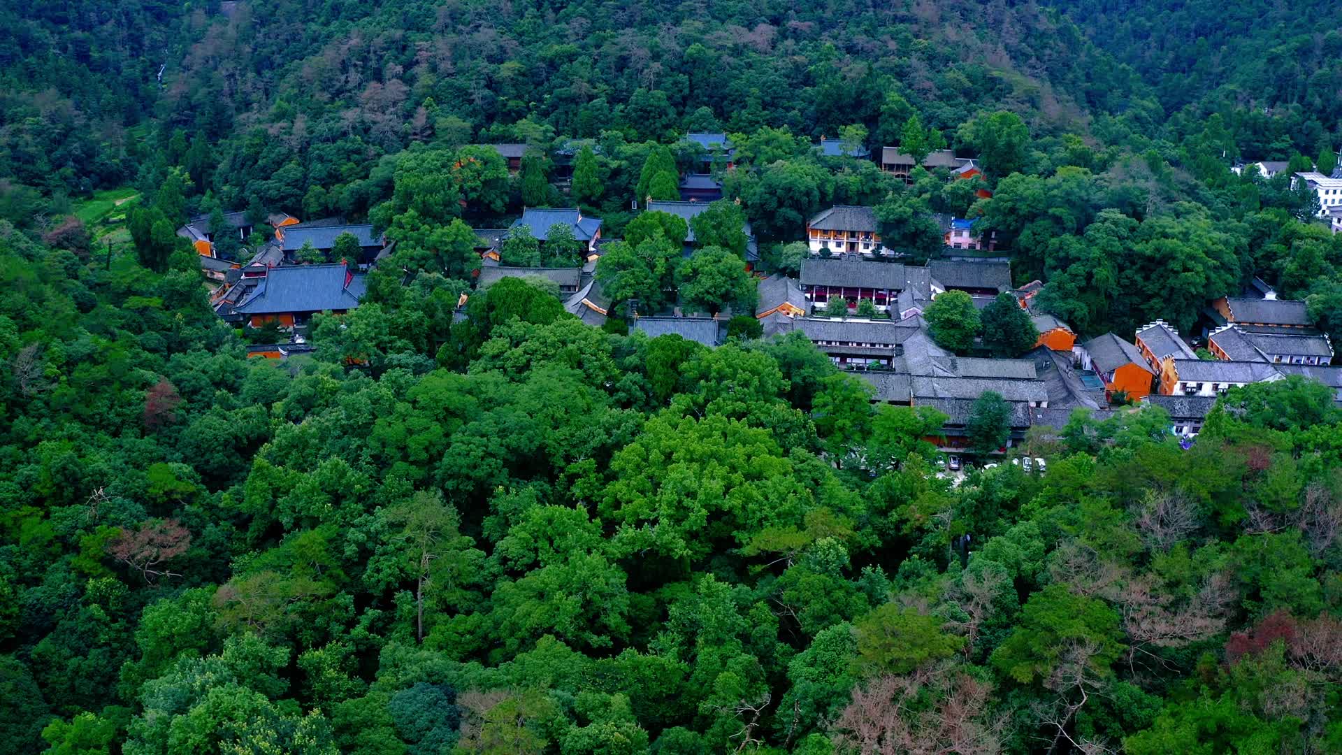 浙江台州市天台县国清寺4K航拍视频的预览图