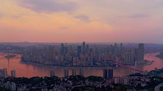 重庆市的早晨4K航拍视频的预览图