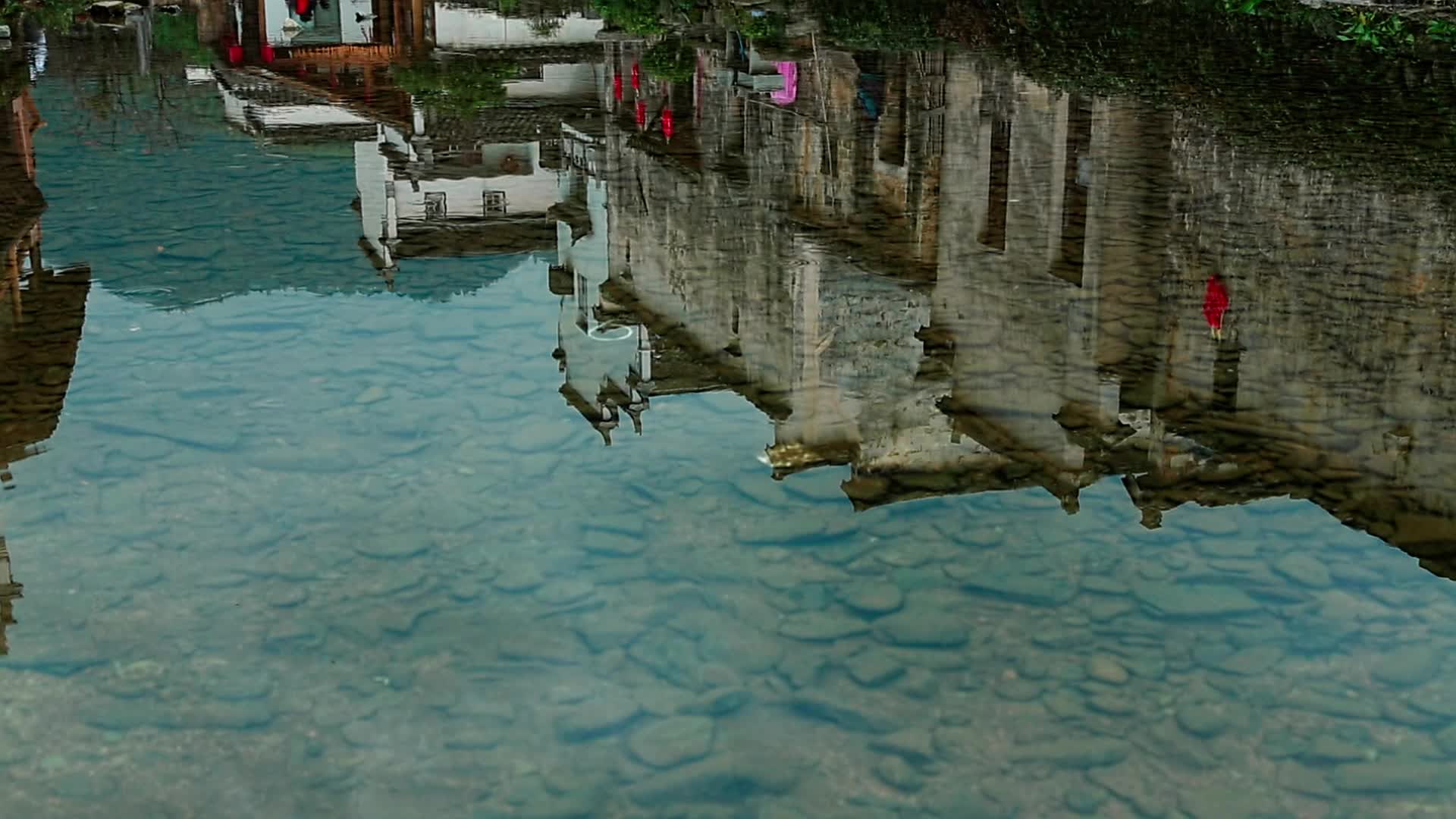 传统的徽州古村视频的预览图