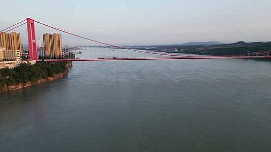 城市航拍湖北宜昌长江公路大桥视频的预览图