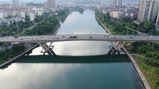 湖南怀化舞水河二桥航拍视频的预览图