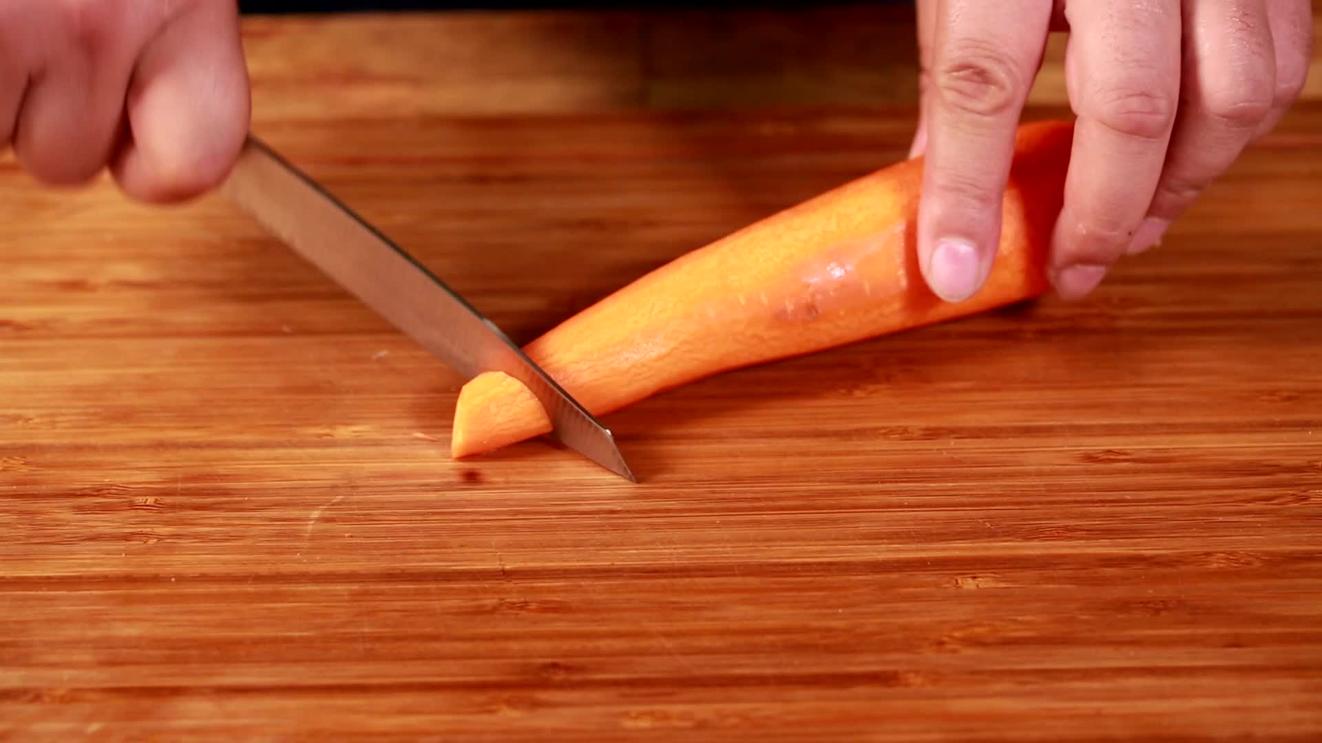 胡萝卜切胡萝卜炒胡萝卜红萝卜视频的预览图