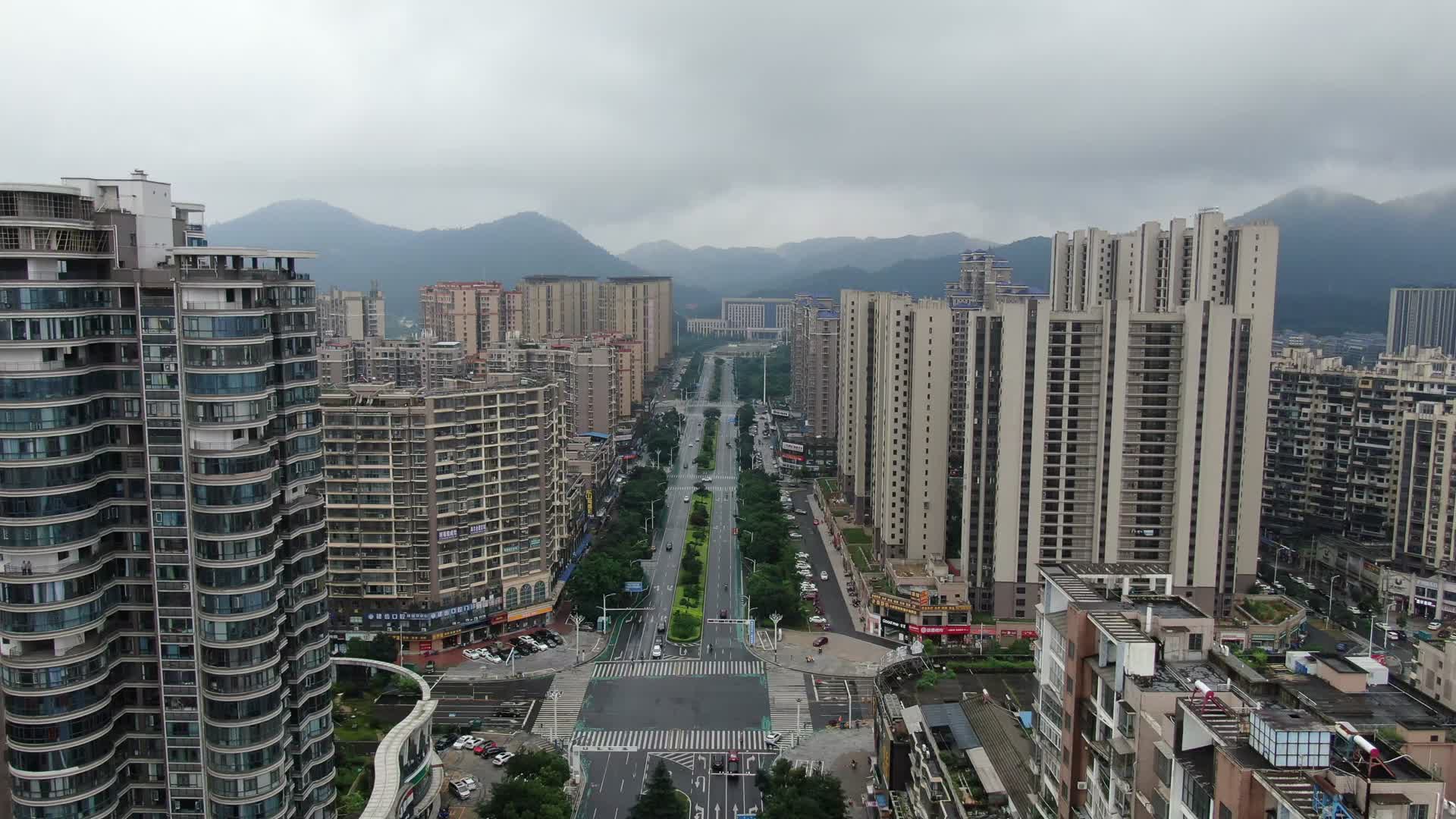 城市航拍湖南湘乡市城市发展视频的预览图