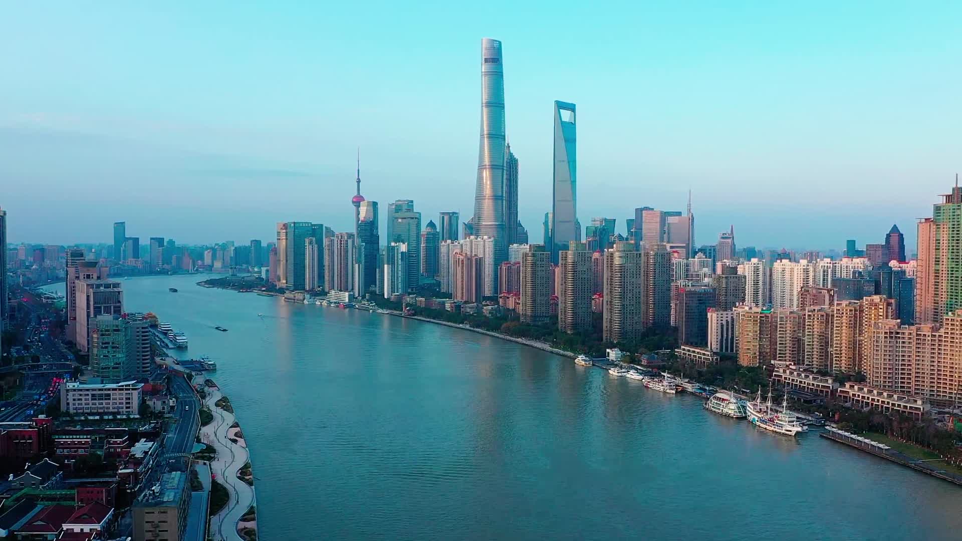 贯穿上海的黄浦江视频的预览图
