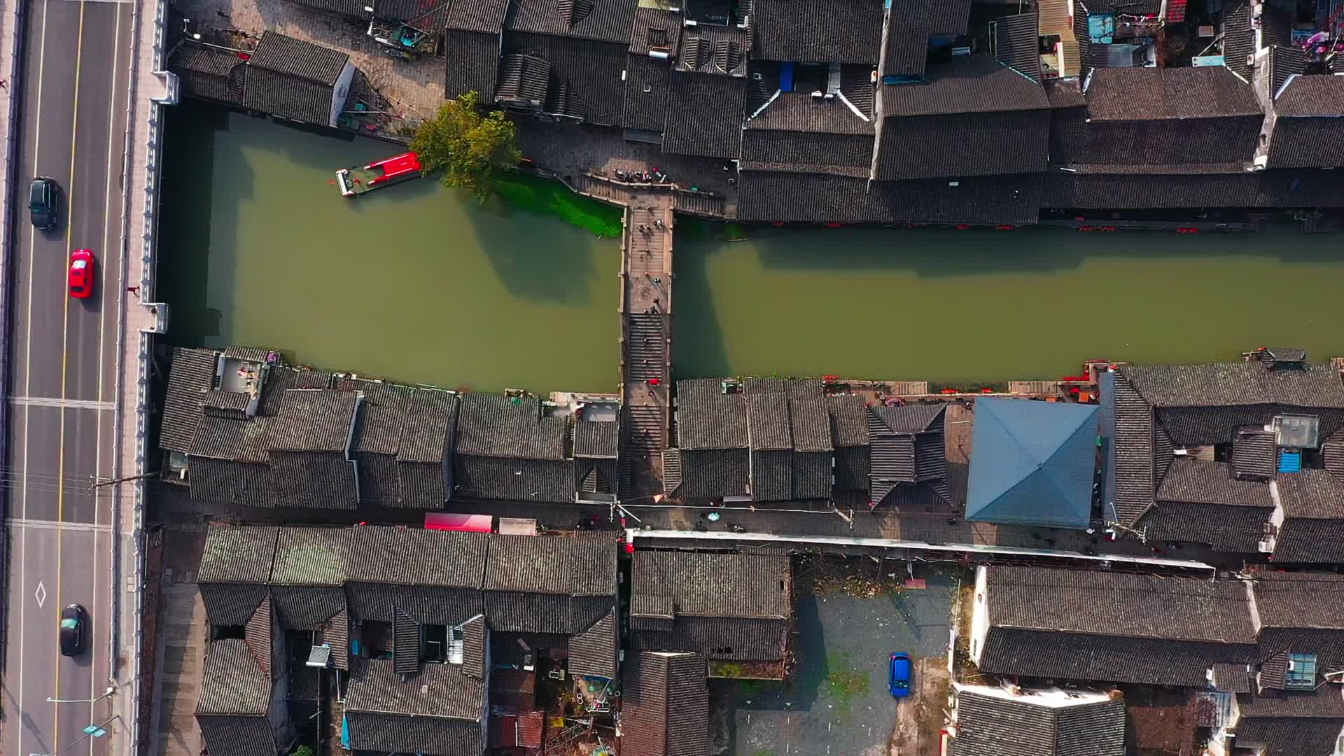 枫泾古镇的河道视频的预览图