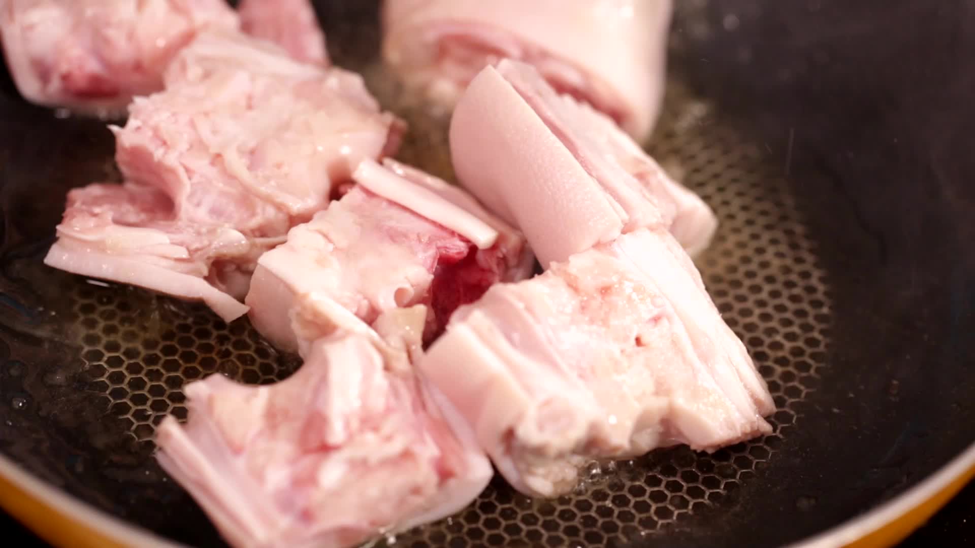 美食炖猪蹄红烧猪蹄视频的预览图