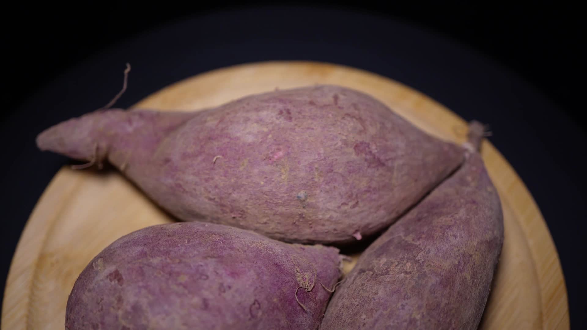 农作物紫薯粗粮杂粮视频的预览图