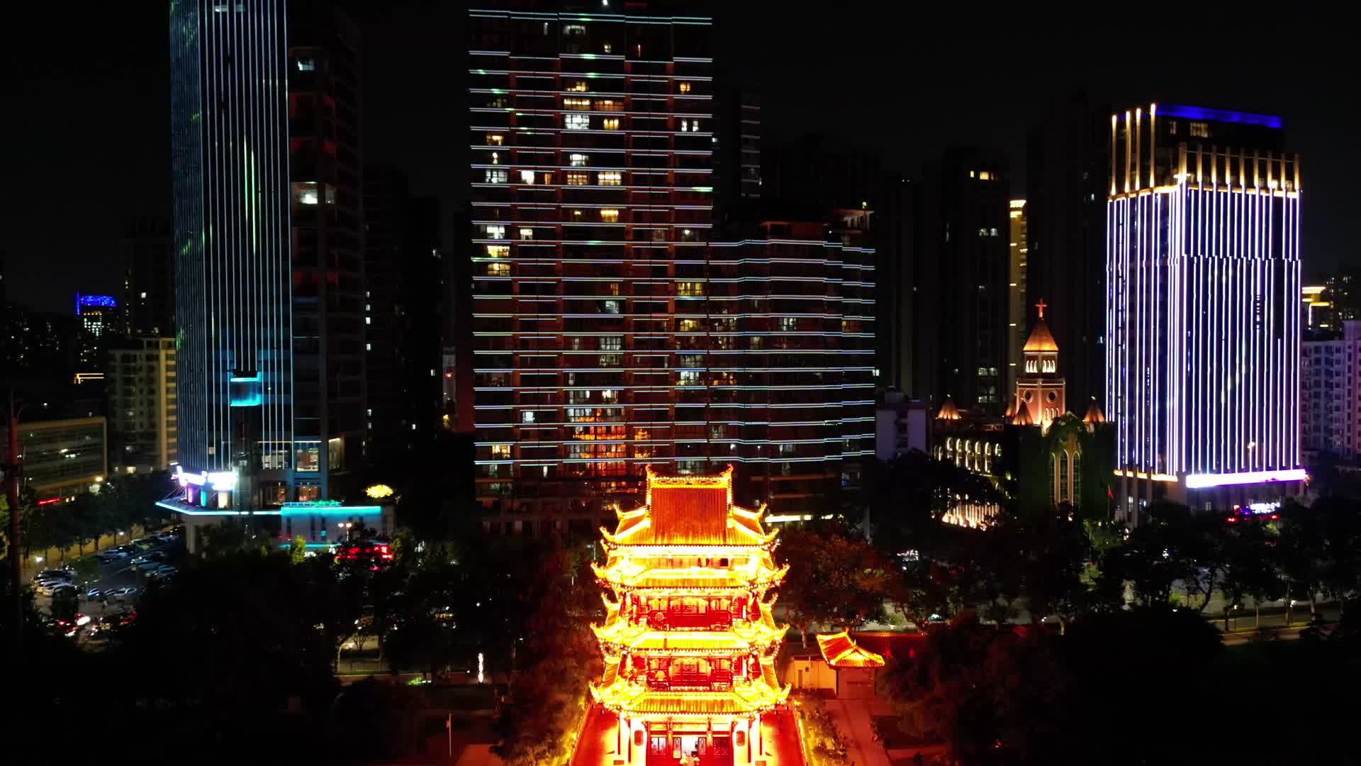 航拍湖北宜昌镇江阁夜景视频的预览图