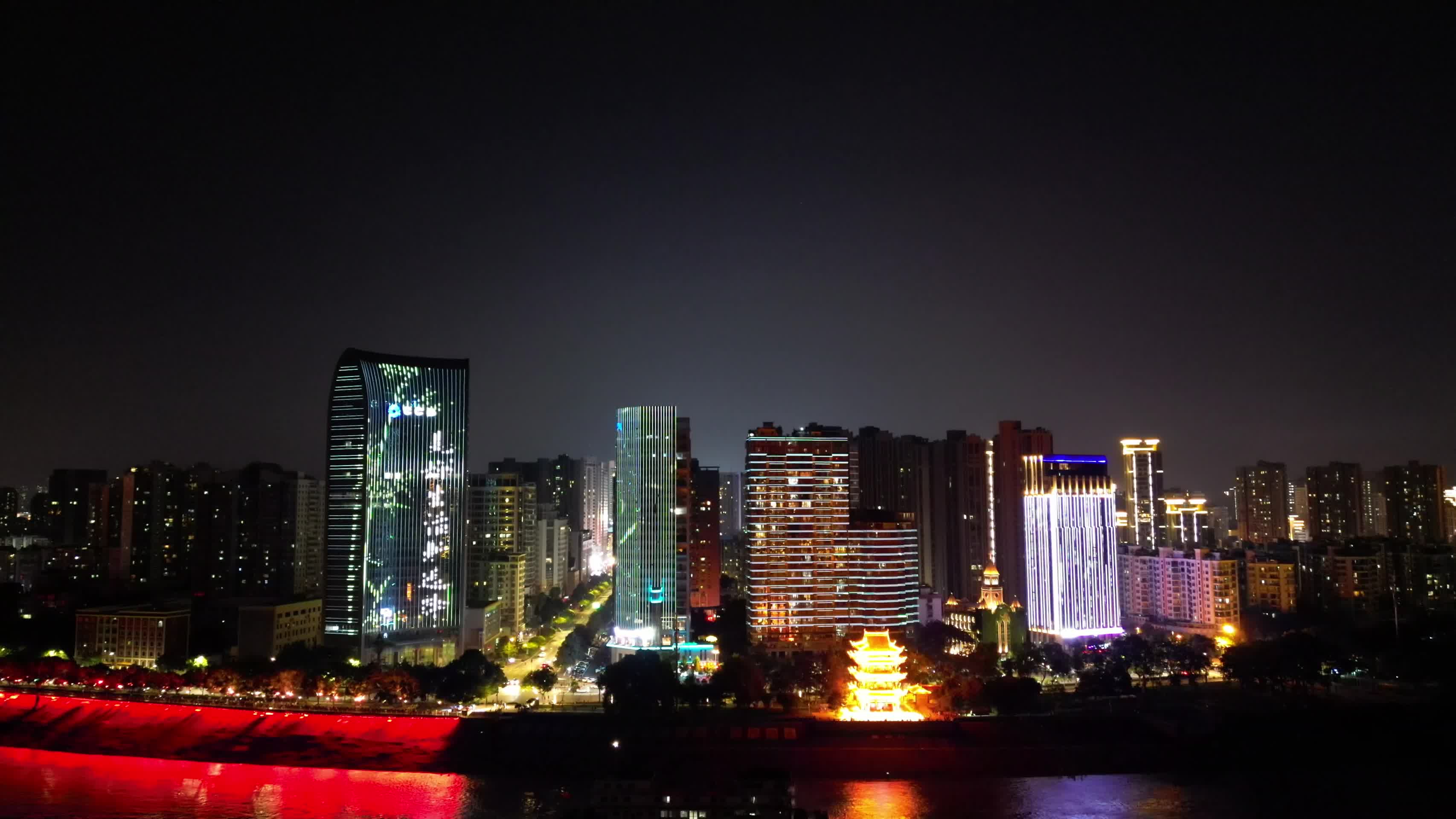 航拍湖北宜昌夜景灯光视频的预览图