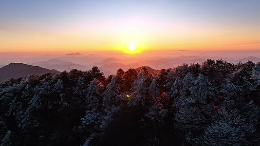 杭州临安大明山牵牛岗绝美日出云海天文台视频的预览图