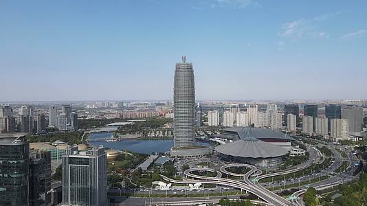 航拍河南郑州千玺广场玉米楼地标建筑视频的预览图