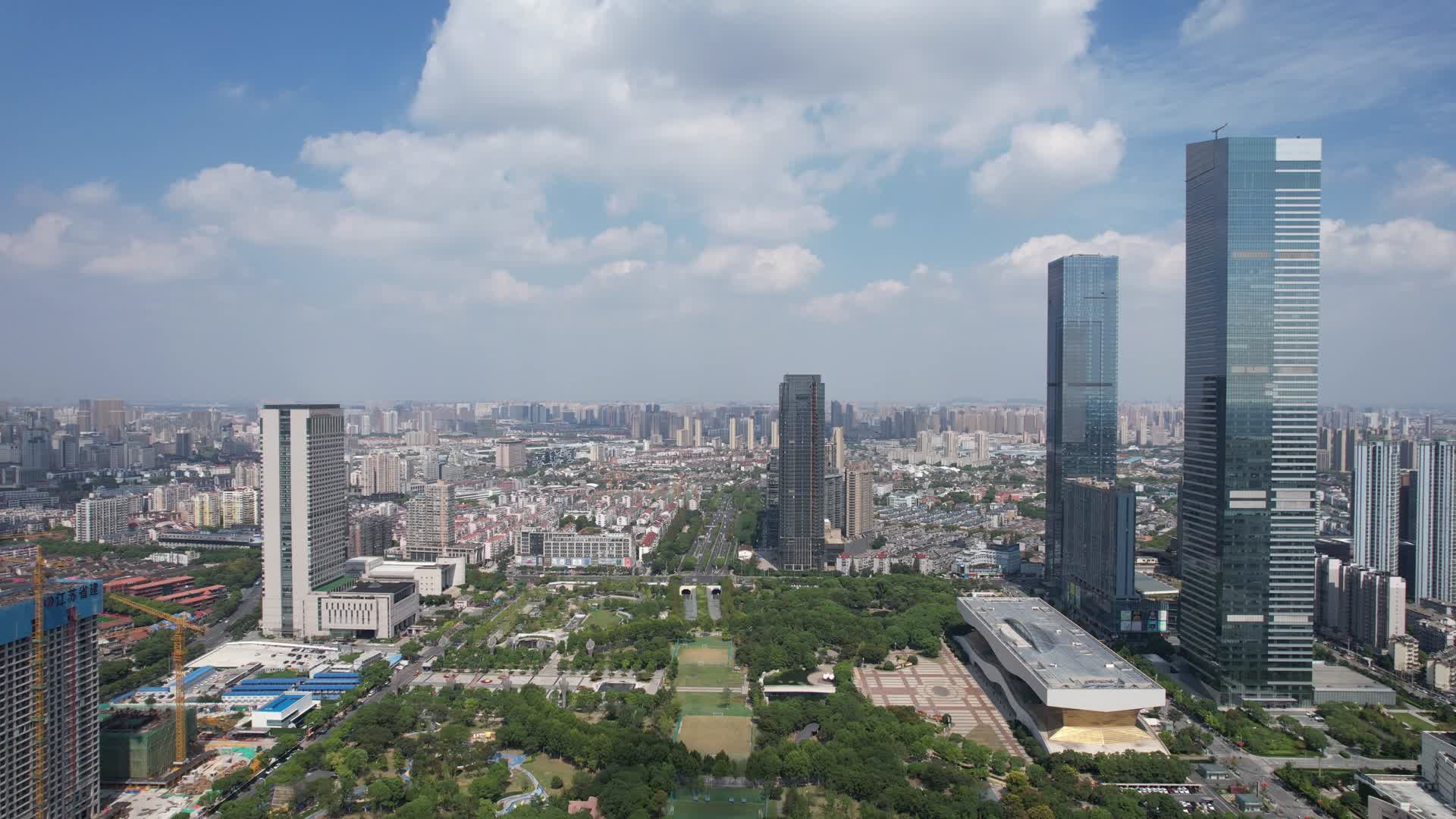 航拍江苏无锡太湖广场视频的预览图
