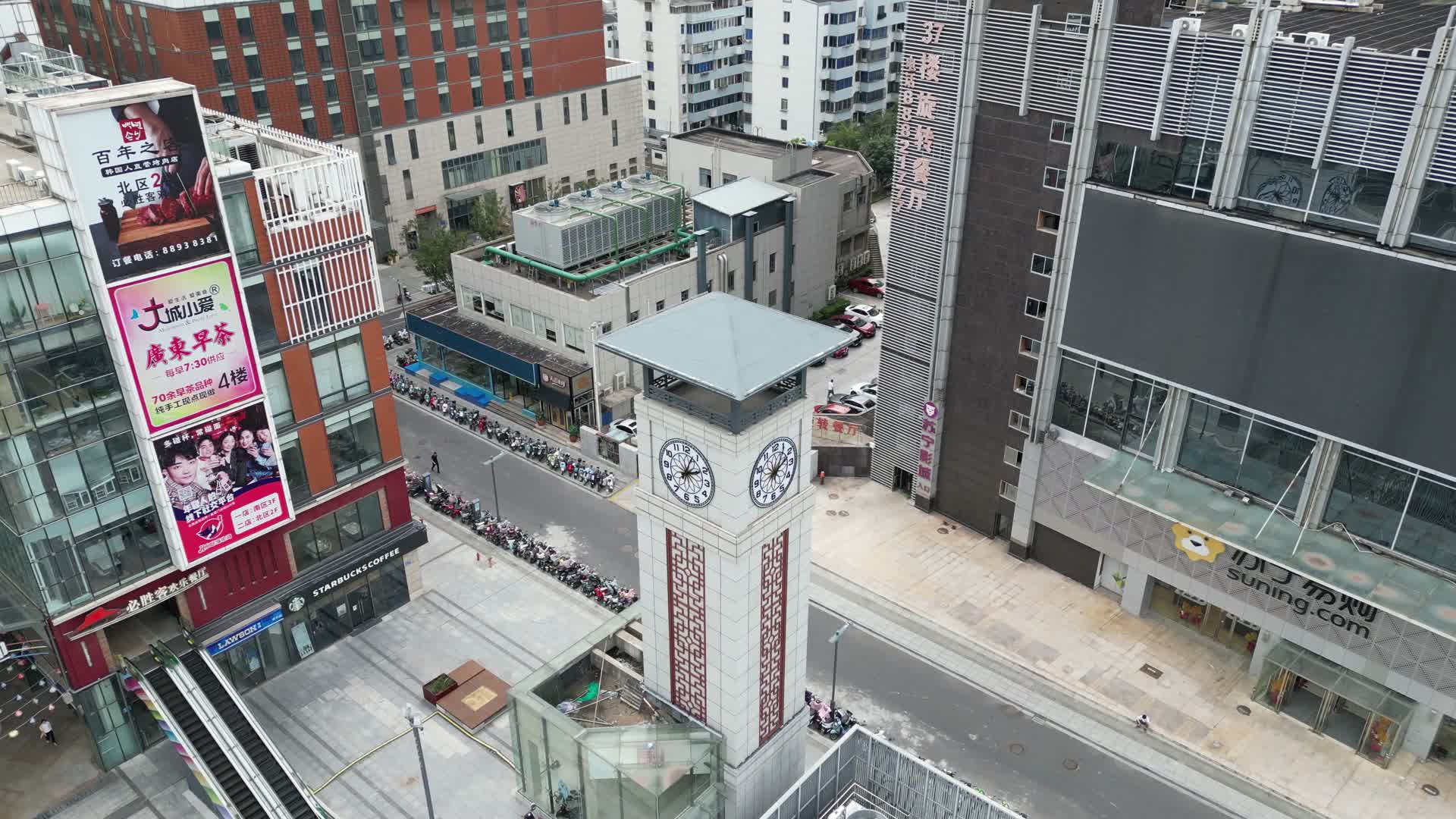 航拍江苏常州南大街商业街视频的预览图