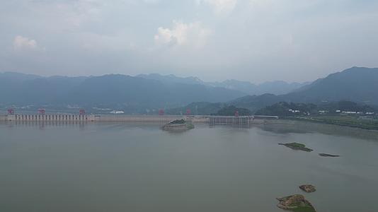 5A景区航拍湖北三峡大坝视频的预览图