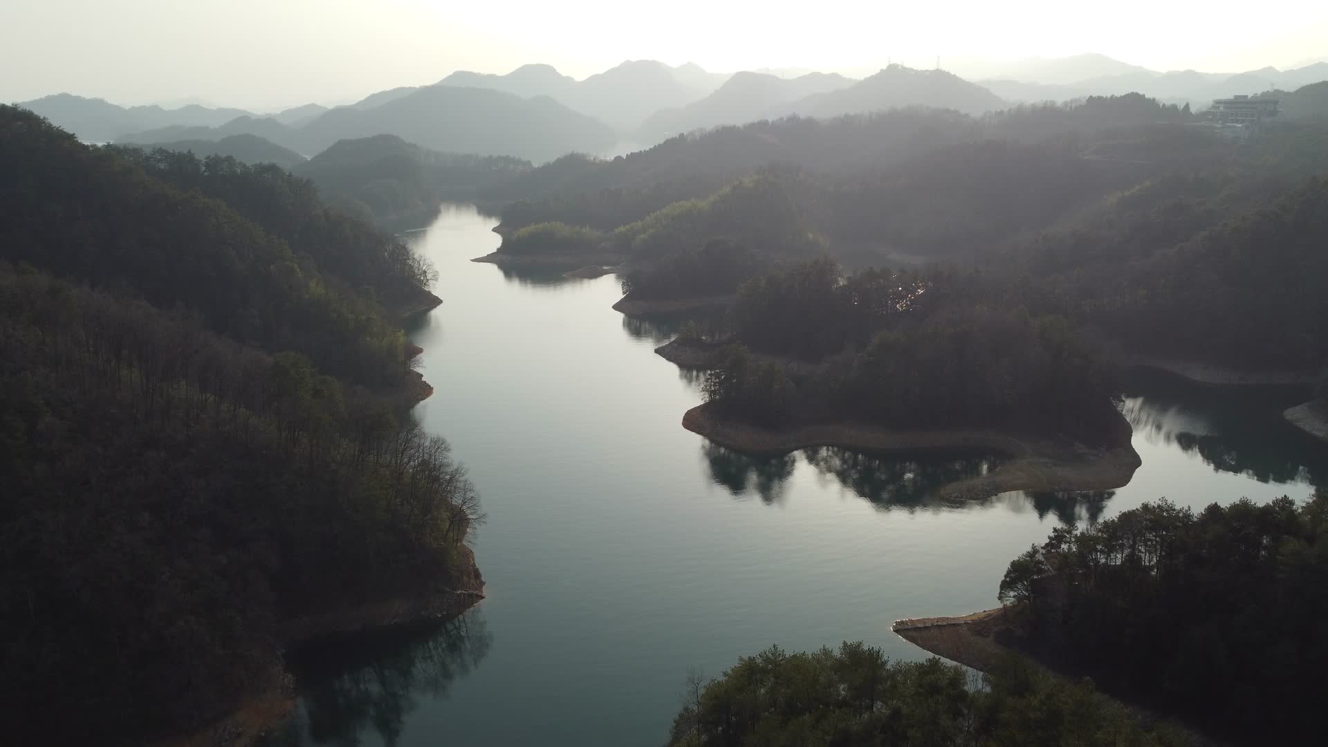 千岛湖高清航拍视频视频的预览图