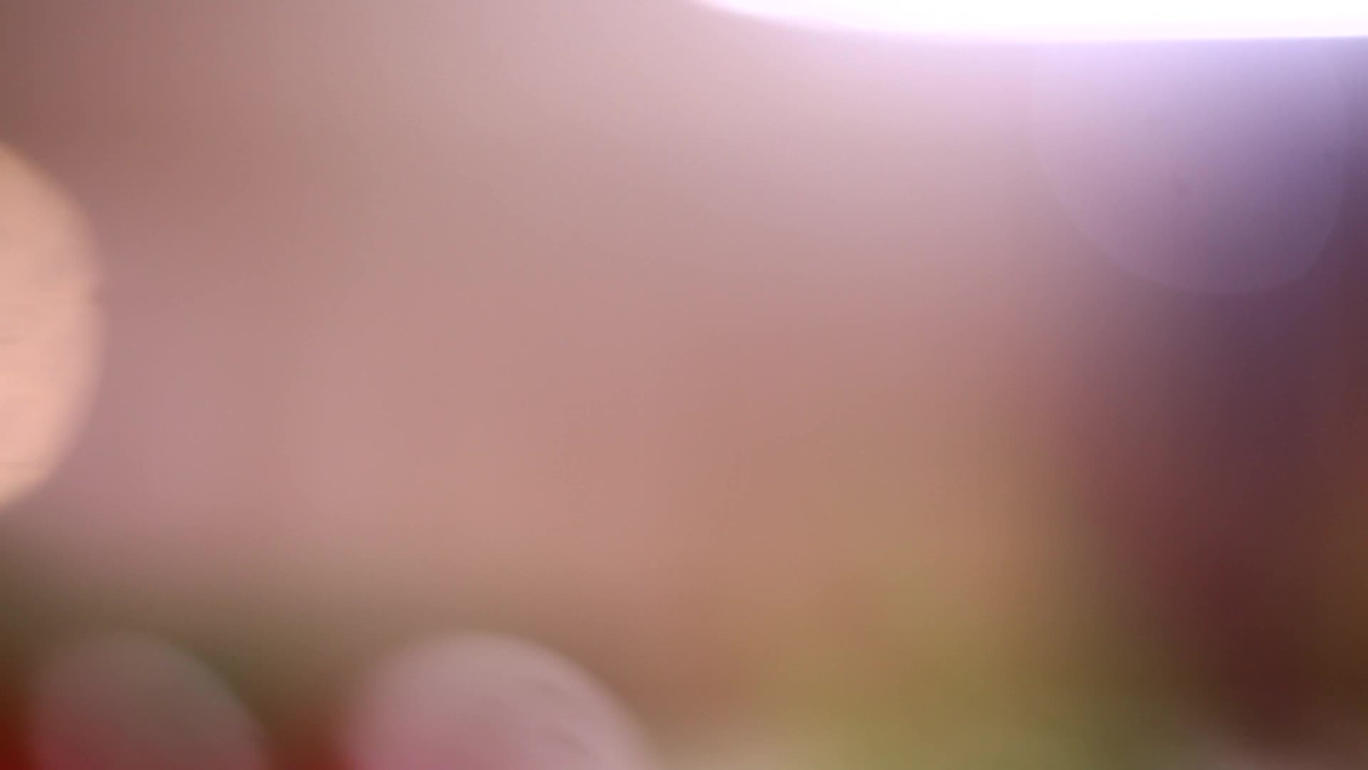蕨根粉绿豆粉红薯粉粉条粉丝酸辣粉视频的预览图