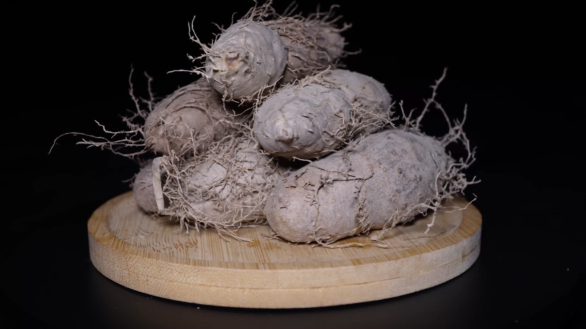 毛薯田薯白心白薯粗粮农产品视频的预览图