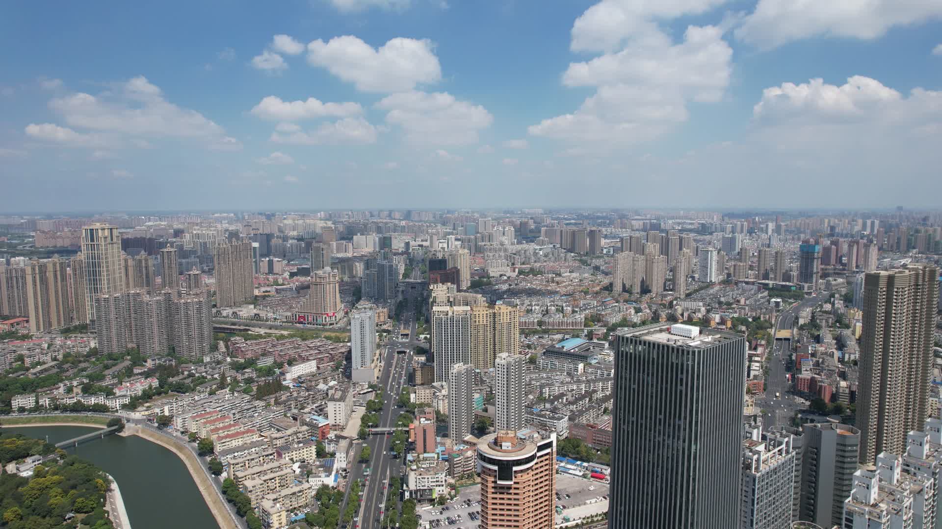 航拍安徽合肥城市大景城市天际线视频的预览图