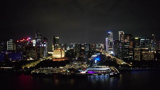 航拍浙江杭州钱江新城市民广场城市阳台夜景视频的预览图