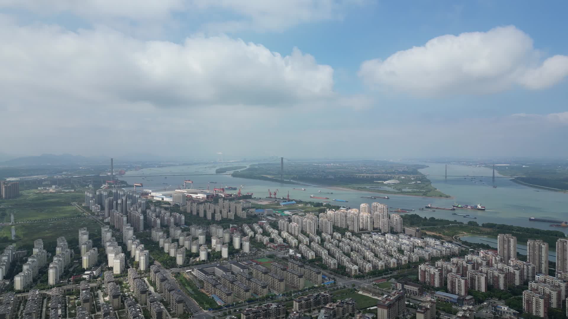 航拍江苏镇江城市建设城市风光视频的预览图