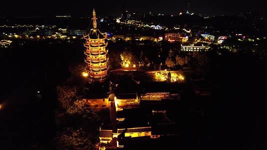 航拍江苏镇江金山寺夜景视频的预览图