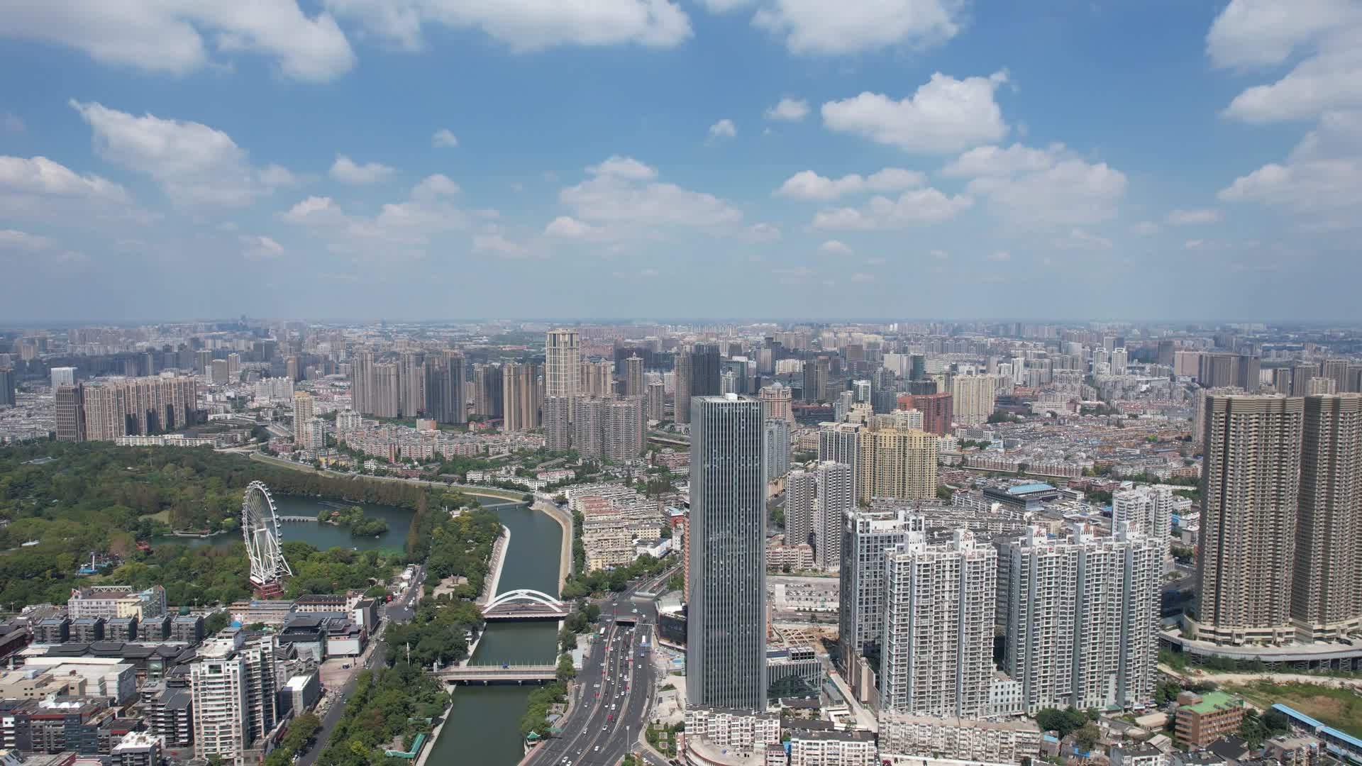 航拍安徽合肥城市建设南淝河视频的预览图