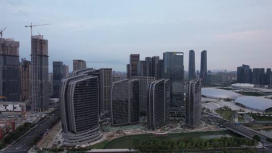 航拍浙江杭州奥体中心商圈高楼视频的预览图