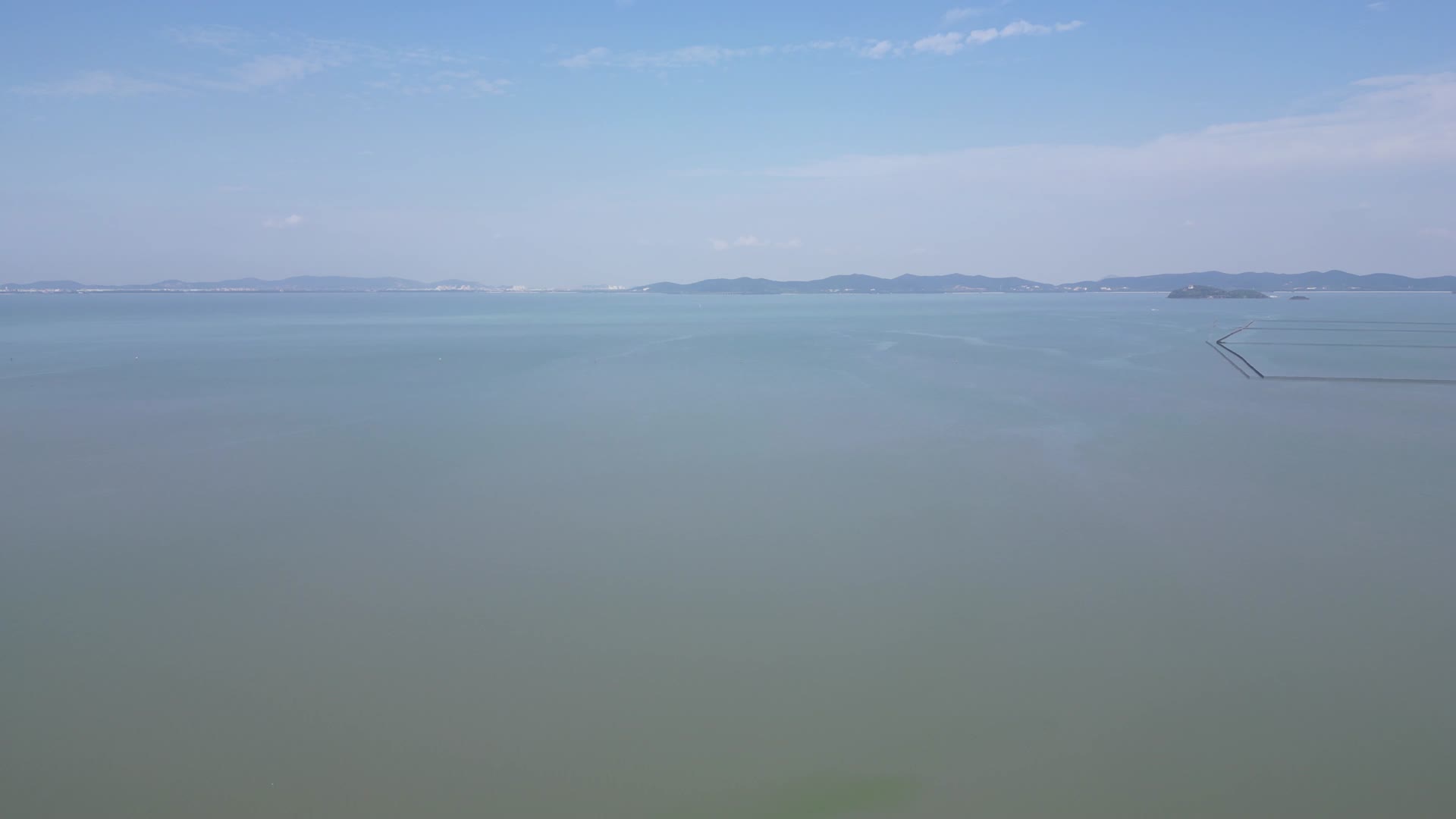 航拍江苏无锡太湖风光视频的预览图