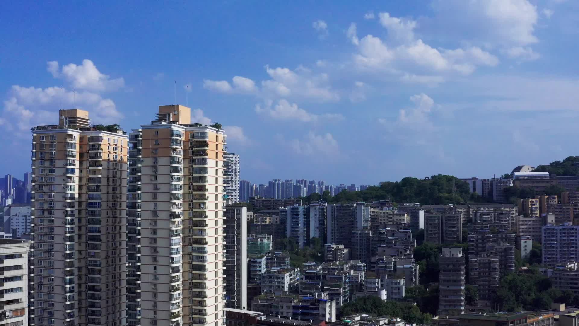 城市楼房交通住宅建筑发展地产视频的预览图