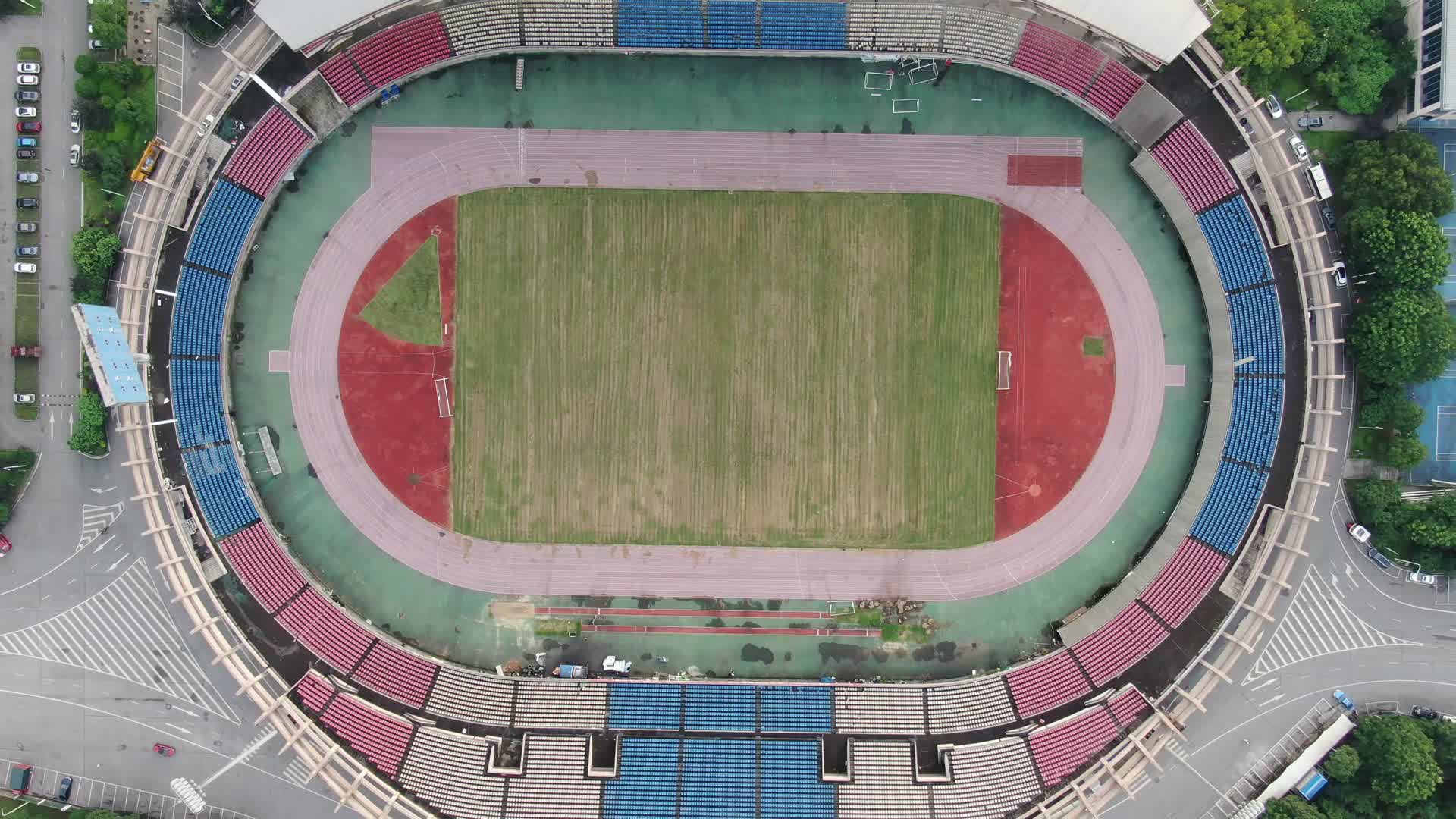 城市航拍湖南湘潭体育中心视频的预览图