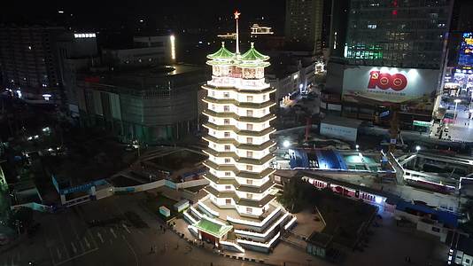 航拍河南郑州二七纪念塔地标建设夜景视频的预览图