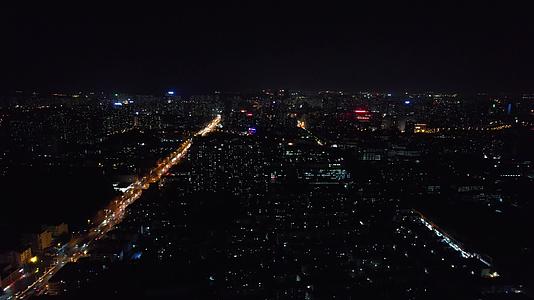 航拍安徽合肥城市夜景交通大道视频的预览图