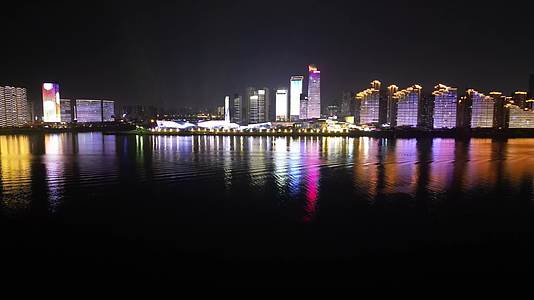 航拍湖南长沙北辰三角洲夜景视频的预览图