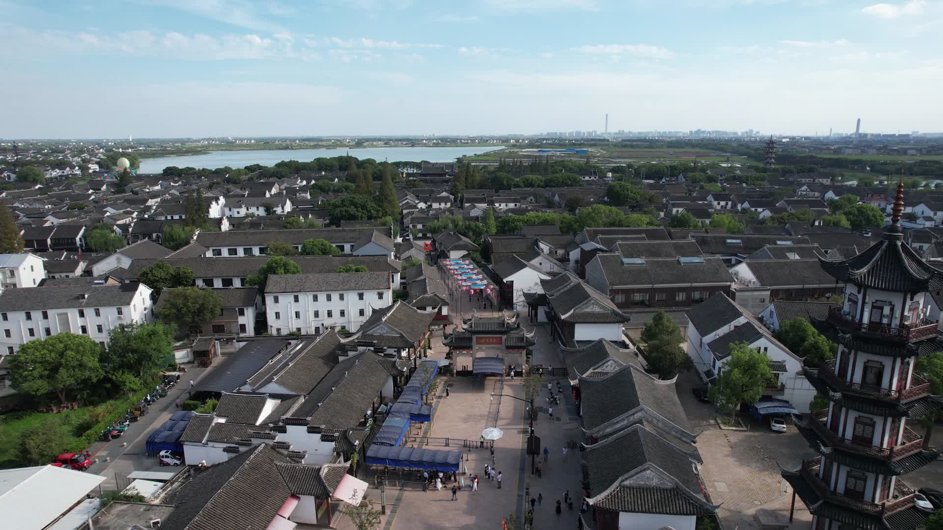 航拍苏州周庄古镇5A景区视频的预览图