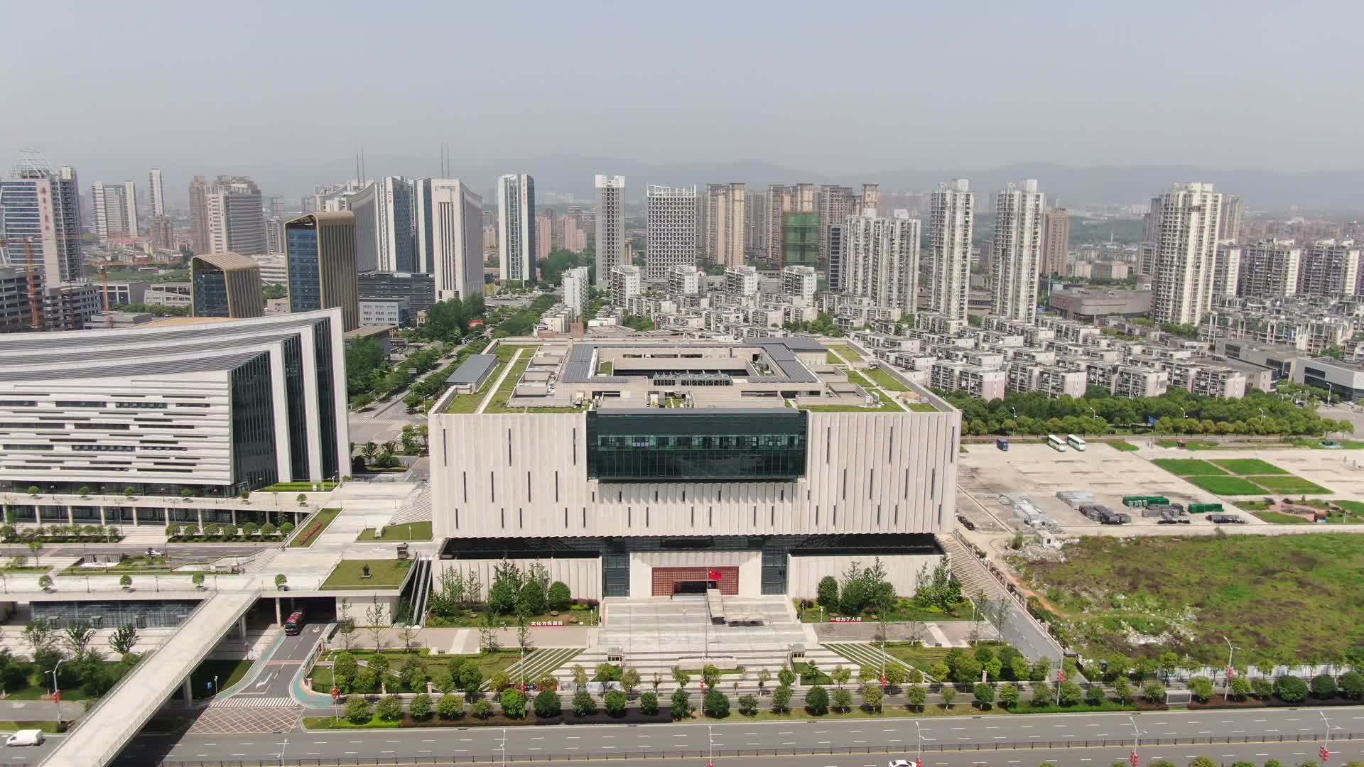 航拍江西省图书馆博物馆规划馆视频的预览图