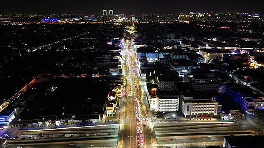 江苏苏州城市夜景交通航拍视频的预览图
