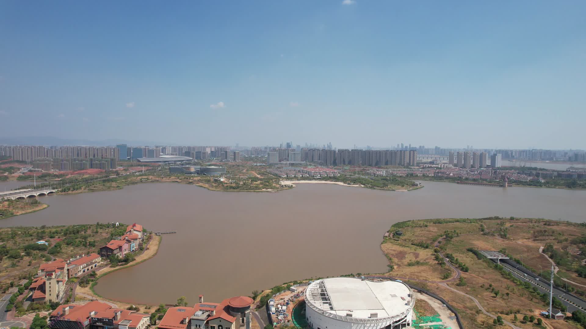 江西南昌九龙湖风光航拍视频的预览图